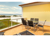 Flatio - all utilities included - T2, Praia del Rey, perto… - Aluguel