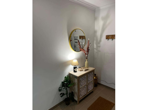 Apartment in Rua Romulo de Carvalho, Queluz for 50 m² with… - Apartments