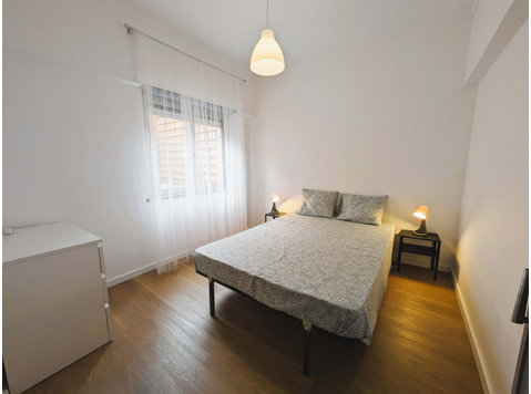 Lovely 1 bedroom apartment in Queluz - Apartments