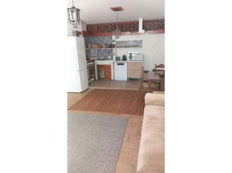 One-bedroom home with office and terrace in Montalvão,… - Apartments