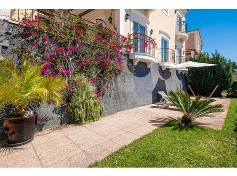 Flatio - all utilities included - Designed Villa - Palheiro… - For Rent