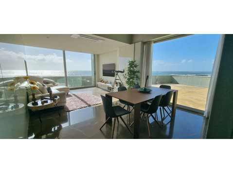 Flatio - all utilities included - Amazing Seafront… - Te Huur