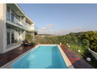 Flatio - all utilities included - Entire Villa on the Coast… - For Rent