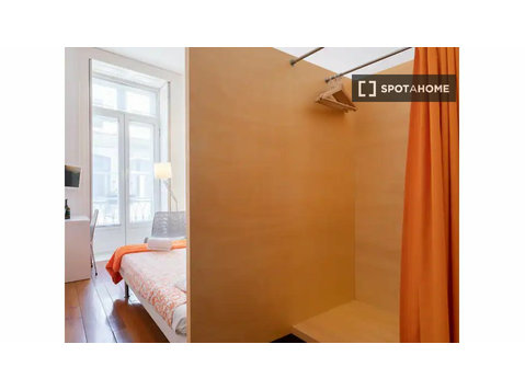 Se alquila habitación en residencia en Oporto - Alquiler