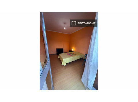 Quarto em apartamento partilhado para alugar no Porto, 3… - Aluguel
