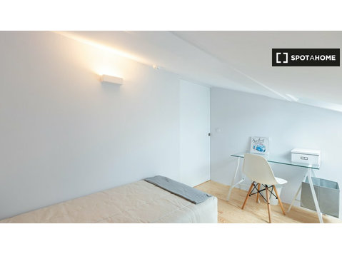 Zimmer zu vermieten in einer Residenz in Paranhos, Porto. - Zu Vermieten