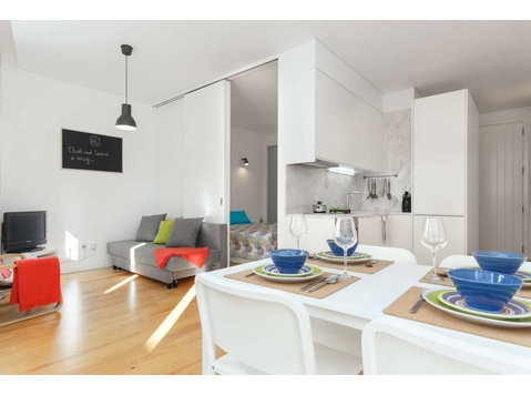 Flatio - all utilities included - the 96.1 apartment at… - Na prenájom