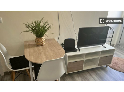 Appartement 1 chambre à louer à Nogueira, Porto - Appartements