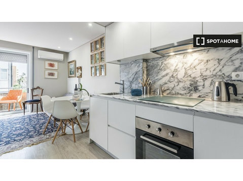 1-bedroom apartment for rent in Porto. - Apartments