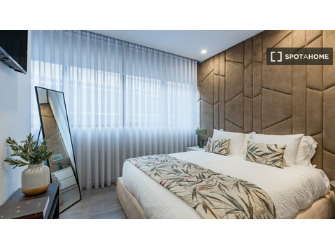 Apartamento com 1 quarto para arrendar no Porto - Apartamentos
