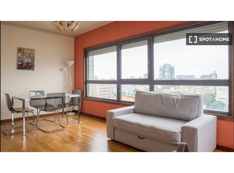 Apartamento com 1 quarto para arrendar no Porto - Apartamentos