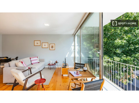Apartamento com 1 quarto para arrendar no Porto - Apartamentos