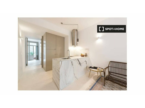 1-bedroom apartment for rent in Porto - Lakások