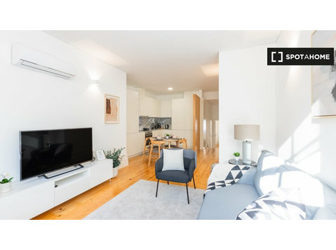2-bedroom apartment for rent in Bonfim, Porto - Appartementen