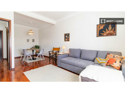 Appartamento con 2 camere da letto in affitto a Lapa, Porto - Appartamenti