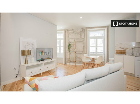 Apartamento de 2 habitaciones en alquiler en Oporto - Pisos