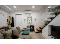Apartamento de 2 quartos para alugar no Porto.