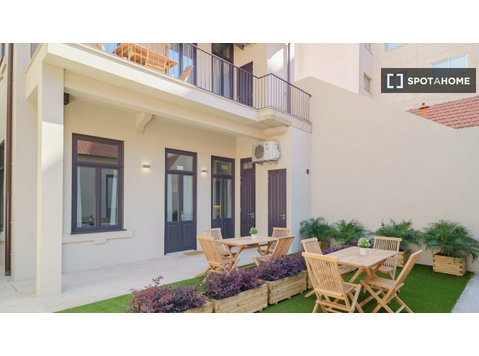 Apartamento de 3 quartos para alugar no Porto, Porto - Apartamentos