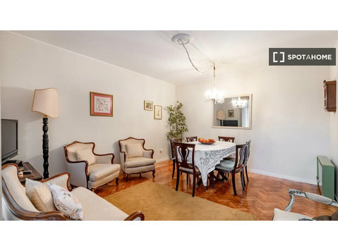 4-bedroom apartment for rent in Póvoa, Porto - Apartments