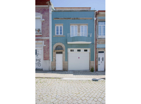 Apartment in Porto - Downtown Quiet House - Korterid