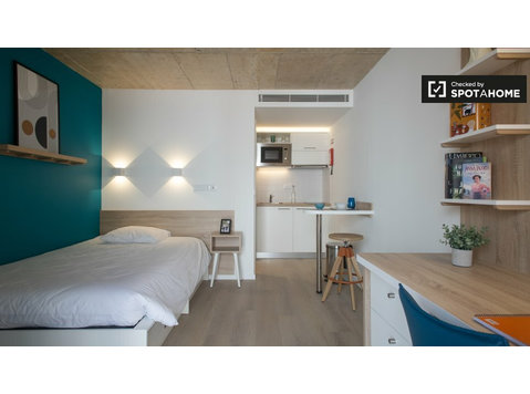 Beautiful Studio apartment for rent in Porto's downtown - Appartementen