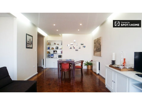 Duże 2-pokojowe mieszkanie do wynajęcia w Senhora da Hora,… - Mieszkanie