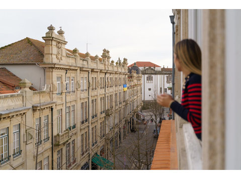 Rua da Galeria de Paris, Porto - Apartments
