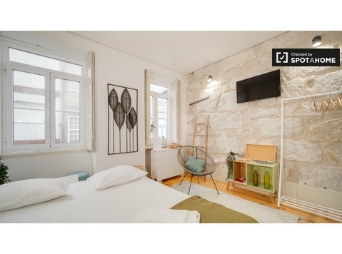 Studio apartment for rent in Cedofeita, Porto - Korterid