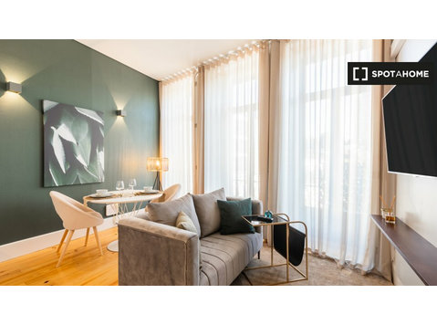 Studio apartment for rent in Trindade, Porto - Apartments