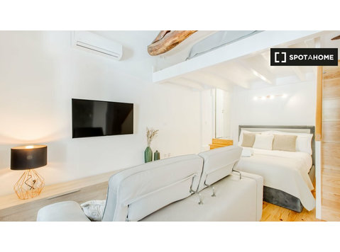 Studio apartment for rent in Trindade, Porto - アパート