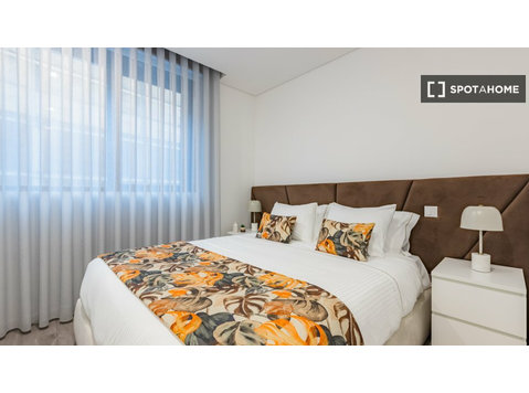 Estúdio para alugar no Porto. - Apartamentos