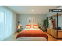Studio for rent in Porto - شقق