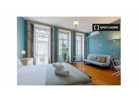 Studio zu vermieten in Porto, Portugal - Wohnungen