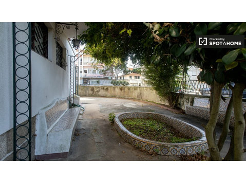 3-Zimmer-Wohnung zur Miete in Pinheiro Manso, Porto - Apartamentos