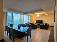 Kempinski - FREE 1 month - Room available in shared unit - Collocation