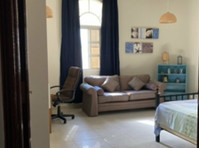 Room in West Bay free on 1 sr March 2024 - Collocation