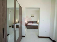 3 bedroom fully furnished w/pool, gym-no commission - דירות