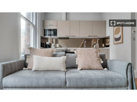 Appartamento con 1 camera da letto in affitto a Londra - Διαμερίσματα