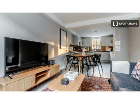 Appartamento con 2 camere da letto in affitto a Londra - Byty