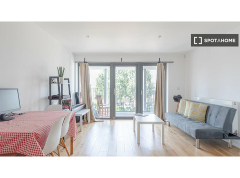 Appartamento con una camera da letto in affitto a Oval,… - Apartman Daireleri