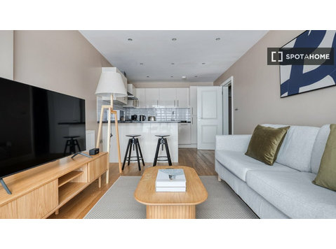 Appartamento con 2 camere da letto in affitto a Londra,… - Appartamenti
