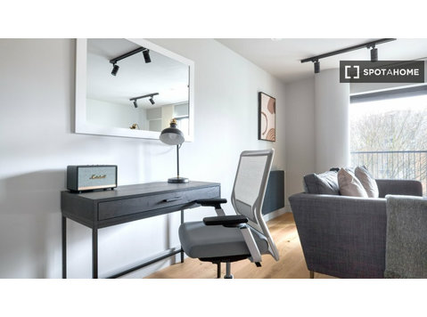 Apartamento de 2 habitaciones en alquiler en Londres - Dzīvokļi