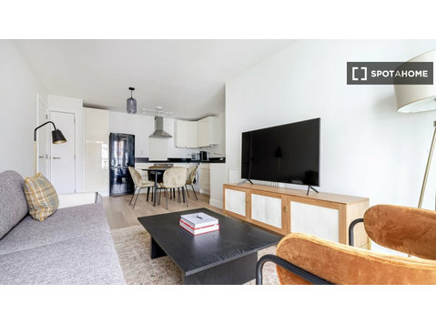 Apartamento de 2 habitaciones en alquiler en Londres - Lejligheder