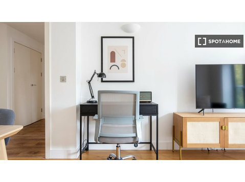 Apartamento de 3 habitaciones en alquiler en Londres - Pisos