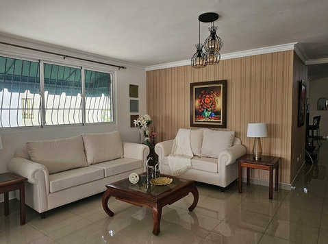 Arriendo Apartamento Amueblado - Pisos