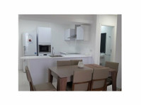 Small Furnished Flat in Central Jeddah - شقق