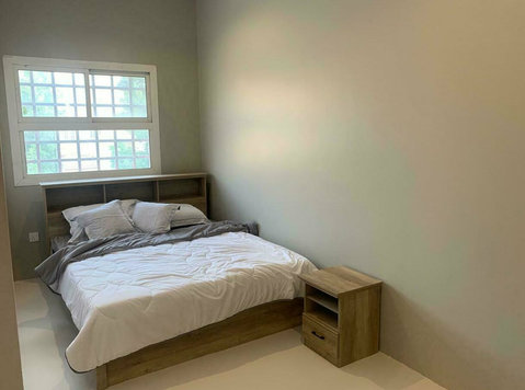 A fully renovated furnished 2bd apartment inside a villa (1) - Byty