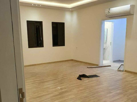 One bedroom apartment in small complex - آپارتمان ها