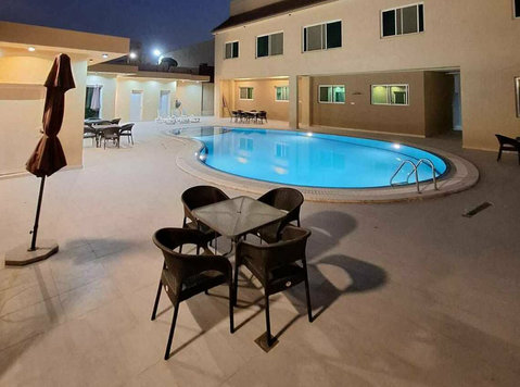 Spacious Apartments in a Compound (130 sqm) - Pisos