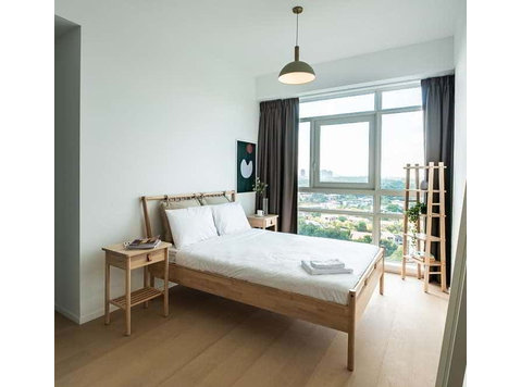 Prince Charles Crescent - Apartments